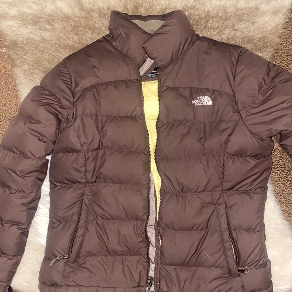 sold Brown north face puffer 700 nupste